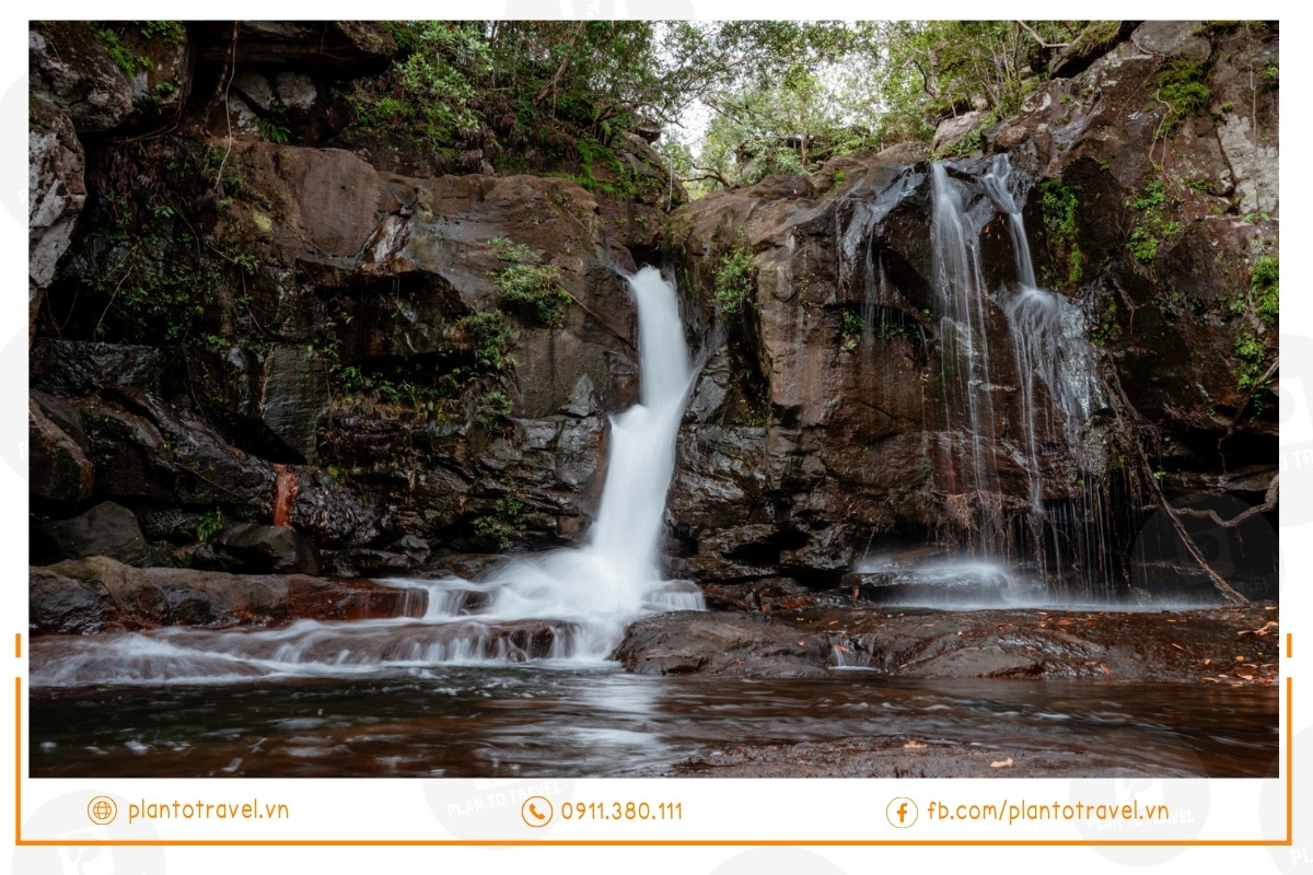 Cung trekking thác Thầy Tu