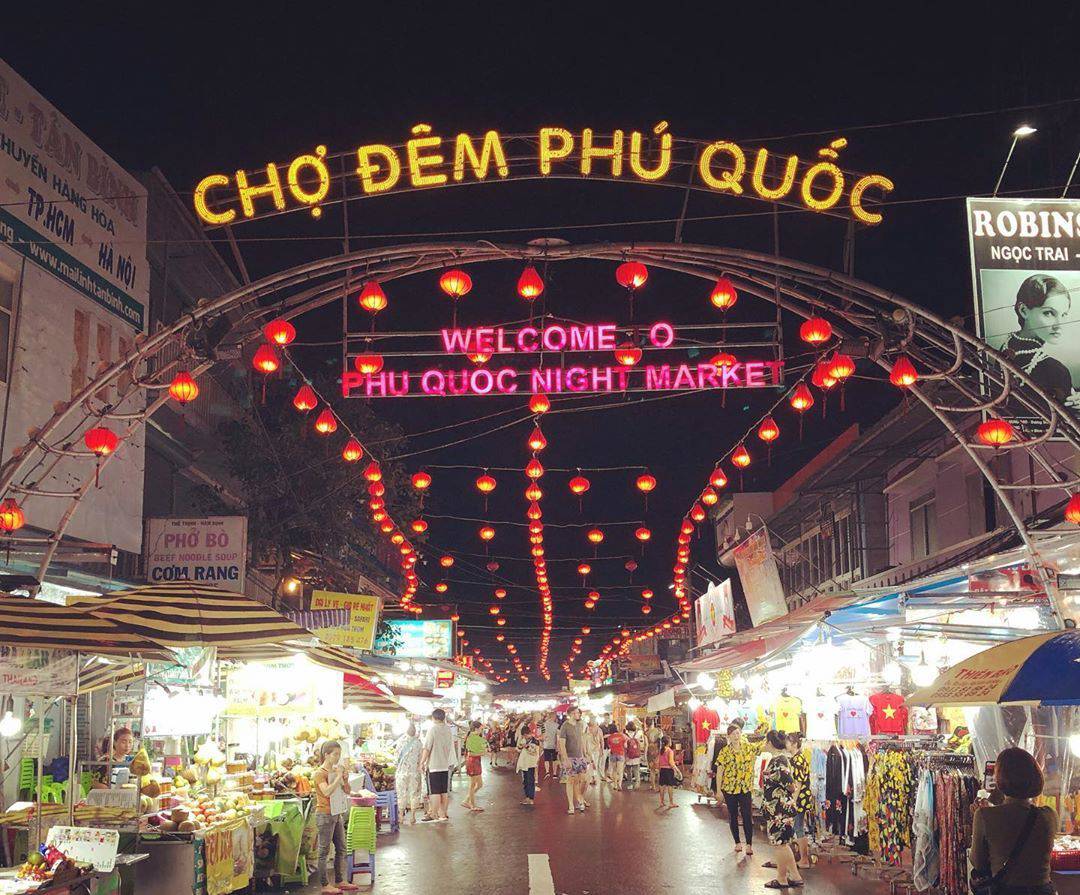 Chợ đêm Phú Quốc (Chợ đêm Bạch Đằng)